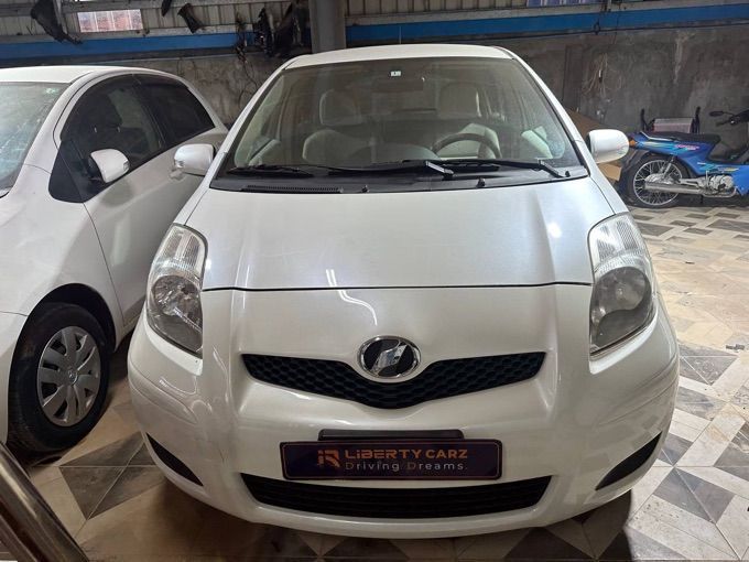 Toyota Vitz 2010forsale