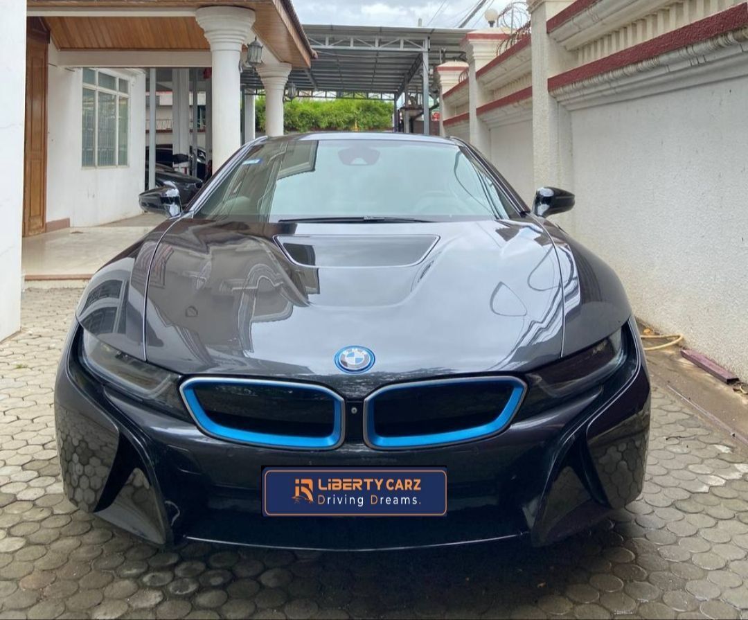 BMW  i8 2015forrent