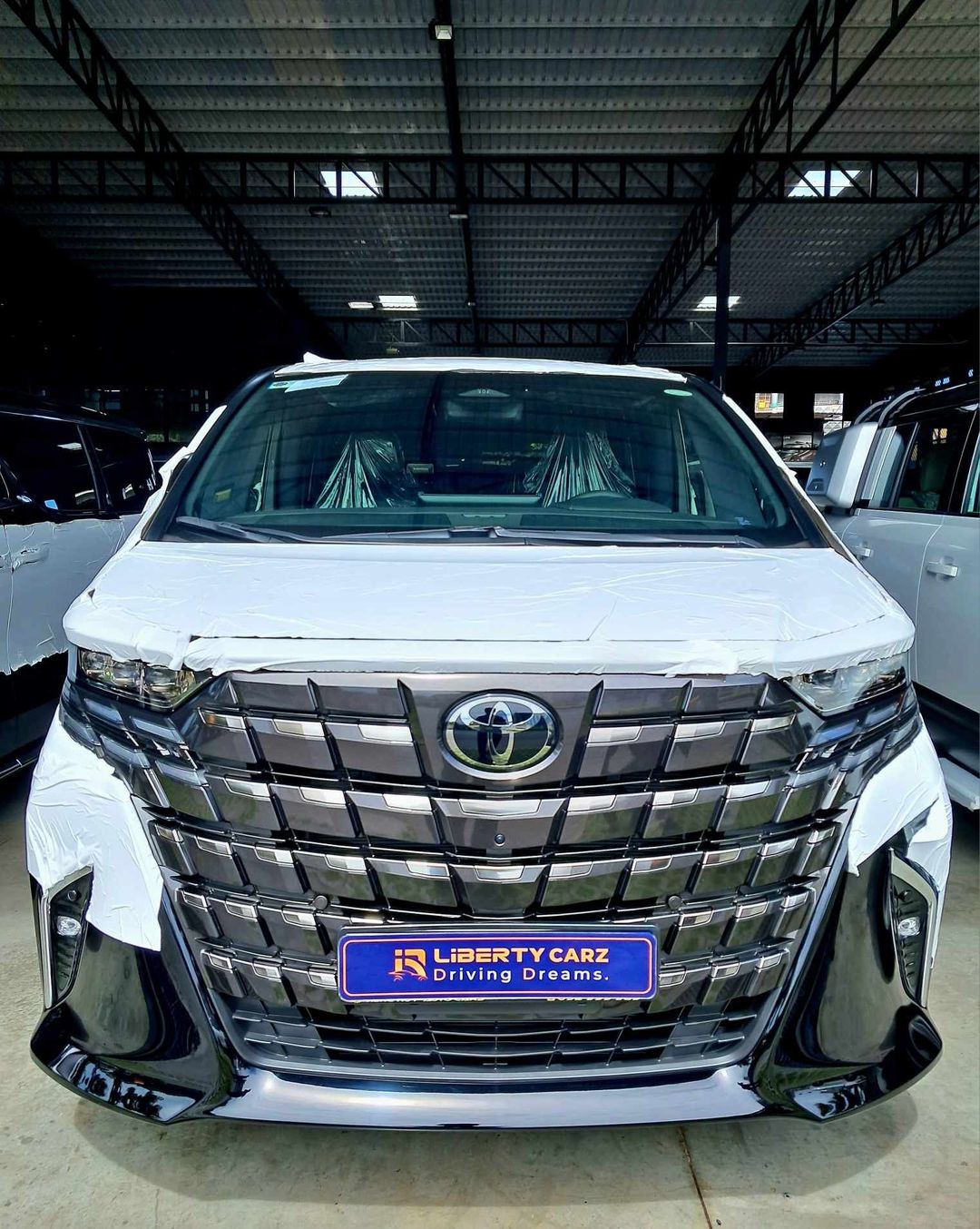 Toyota Alphard 2023forsale