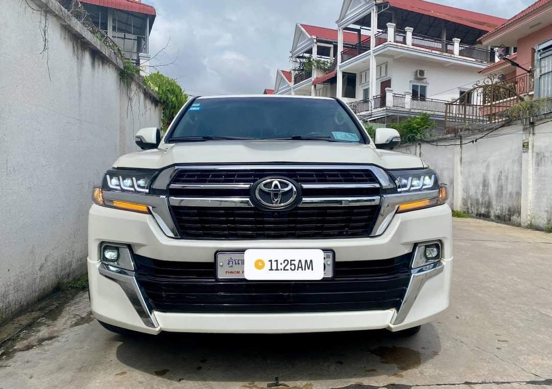 Toyota Land Cruiser 2010forrent