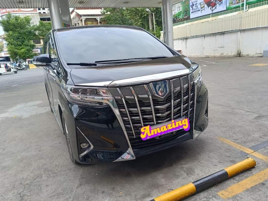 Toyota Alphard 2016forrent