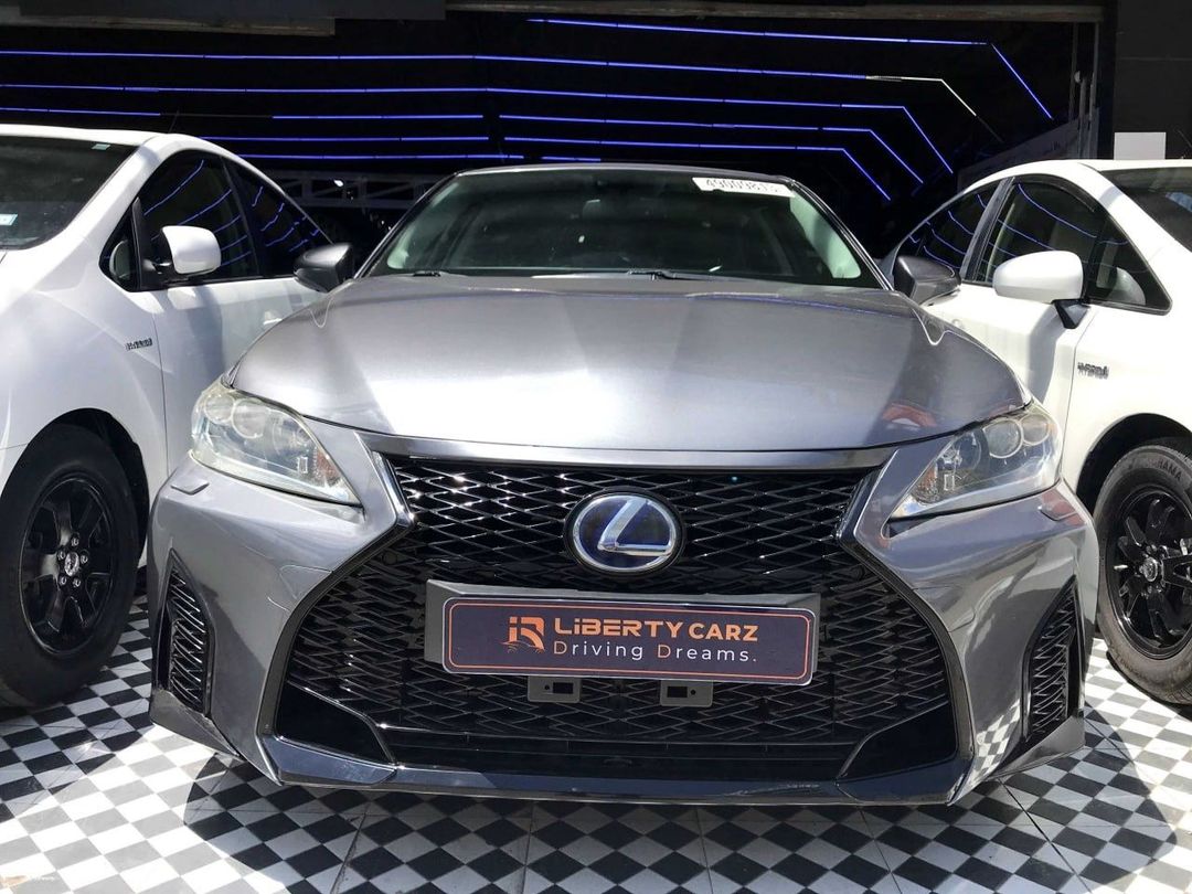 Lexus CT-200h 2012forrent