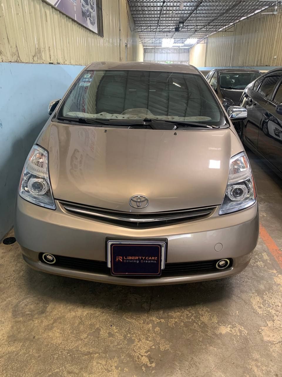 តូយ៉ូតា Prius 2006forsale