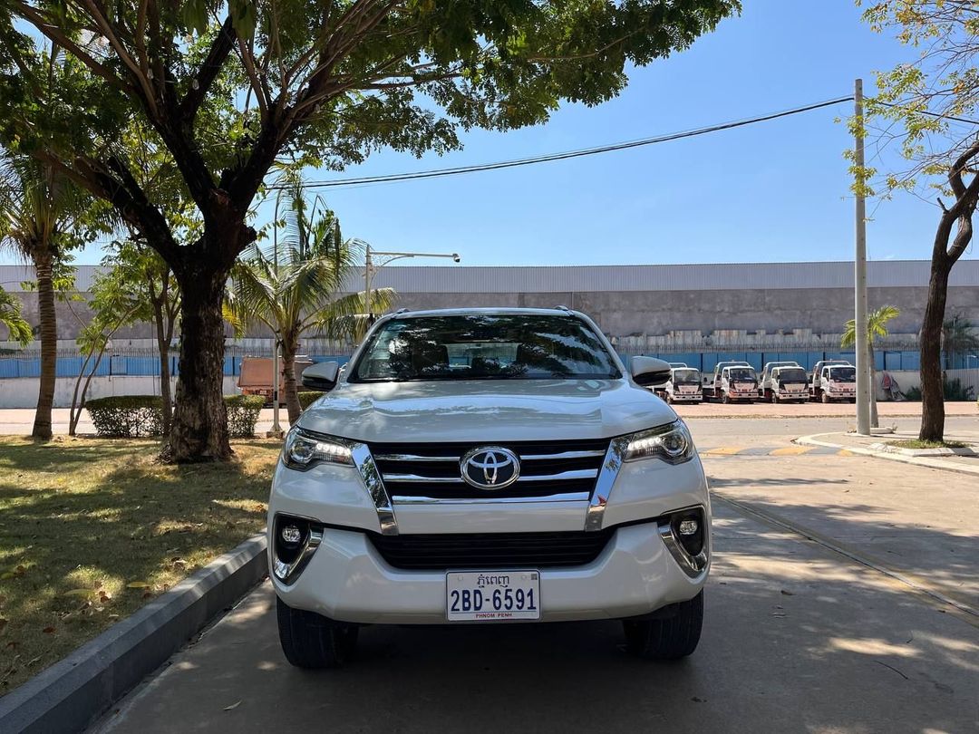 Toyota Fortuner 2020forrent