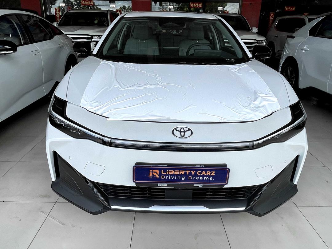 តូយ៉ូតា BZ3 2024forsale