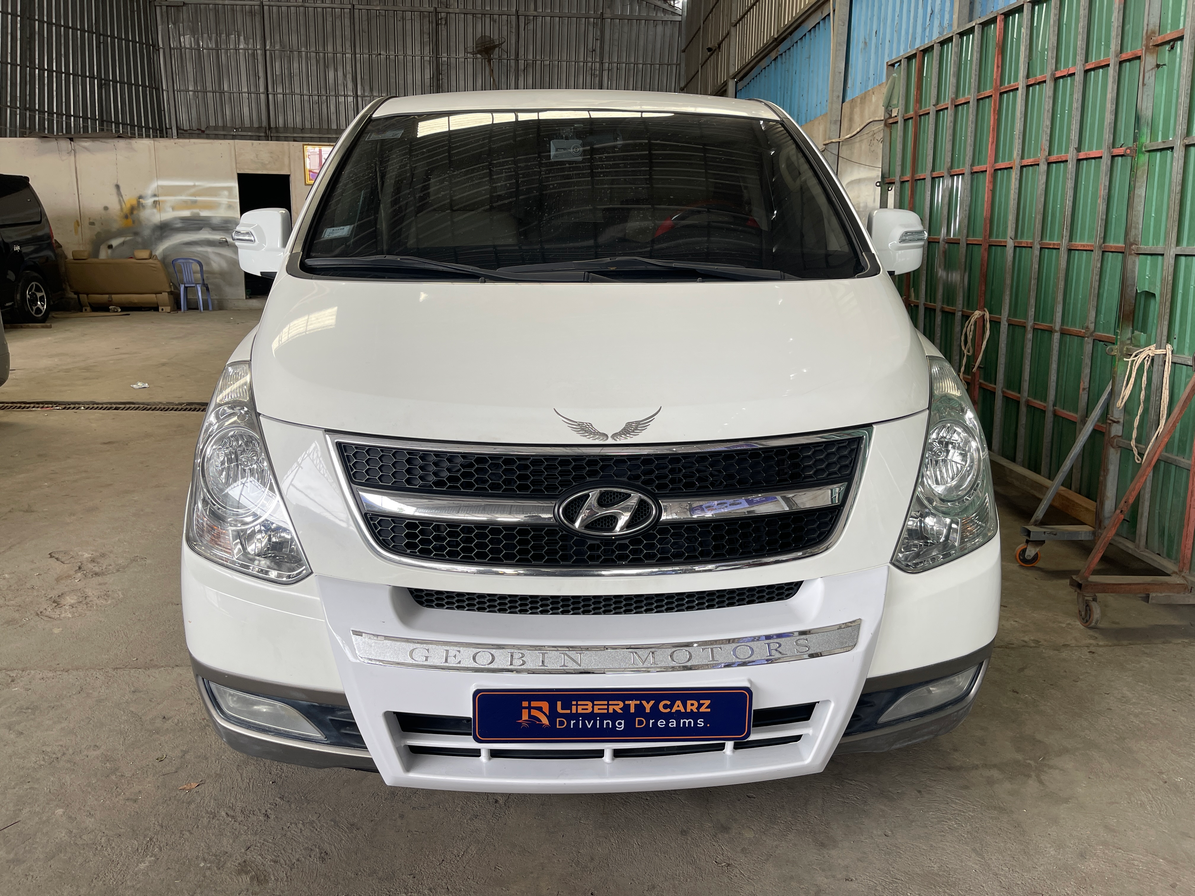 Hyundai Grand Starex 2012forsale