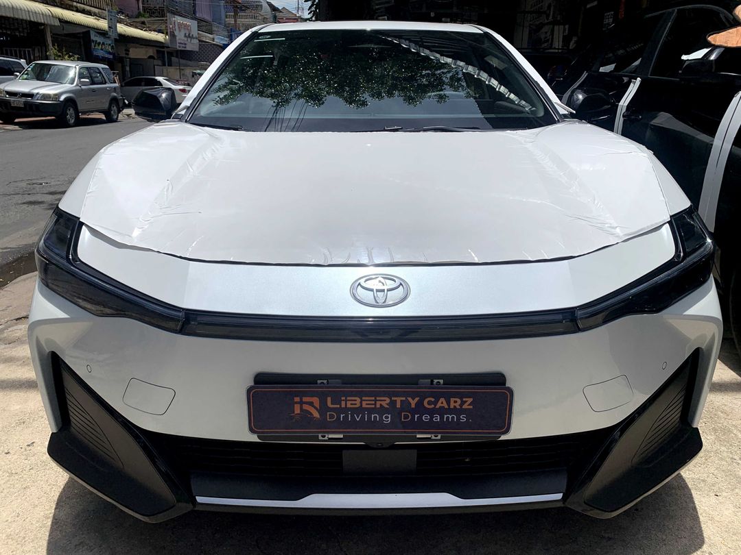 តូយ៉ូតា BZ3 2024forsale