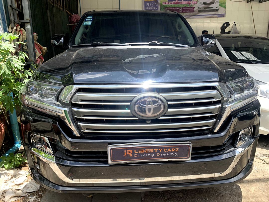 តូយ៉ូតា Land Cruiser V8 2012forsale