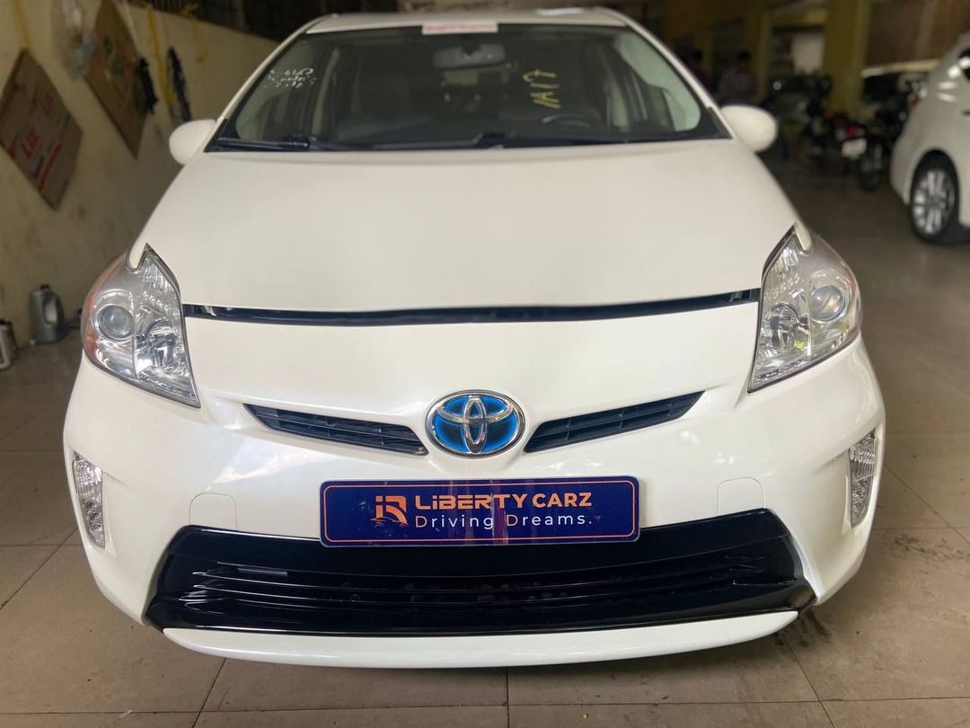 តូយ៉ូតា Prius 2012forsale