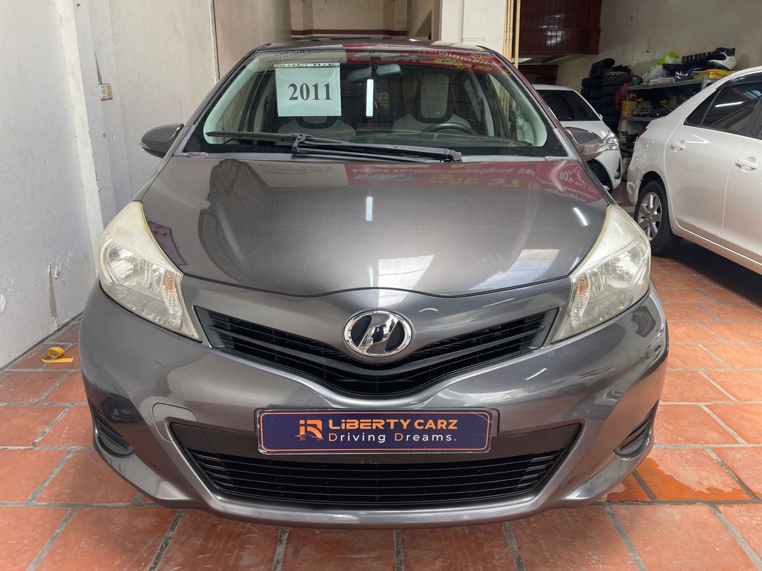 Toyota Vitz 2011forsale