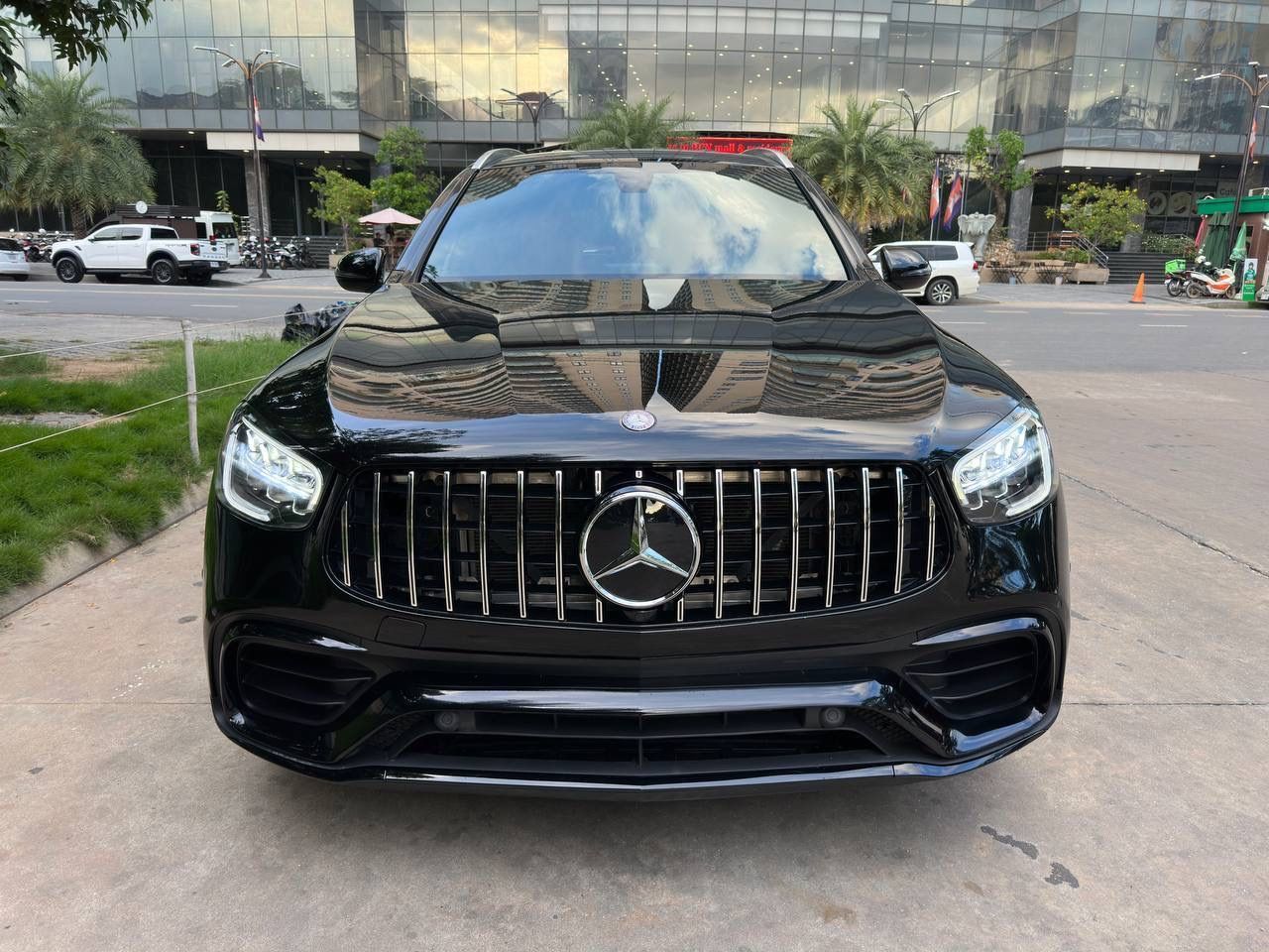奔驰 GLC300 2020