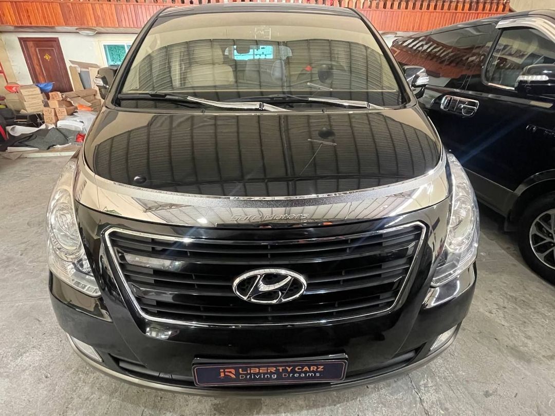 Hyundai Starex VGT 2017forsale