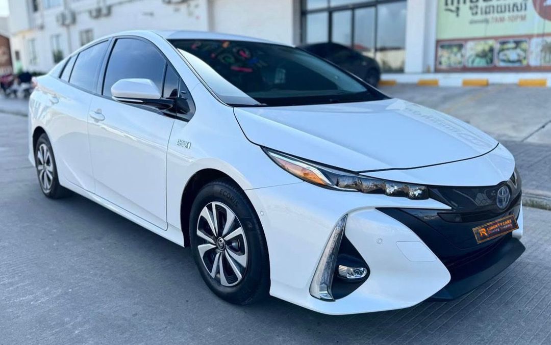 丰田 普锐斯 Prime 2018forsale