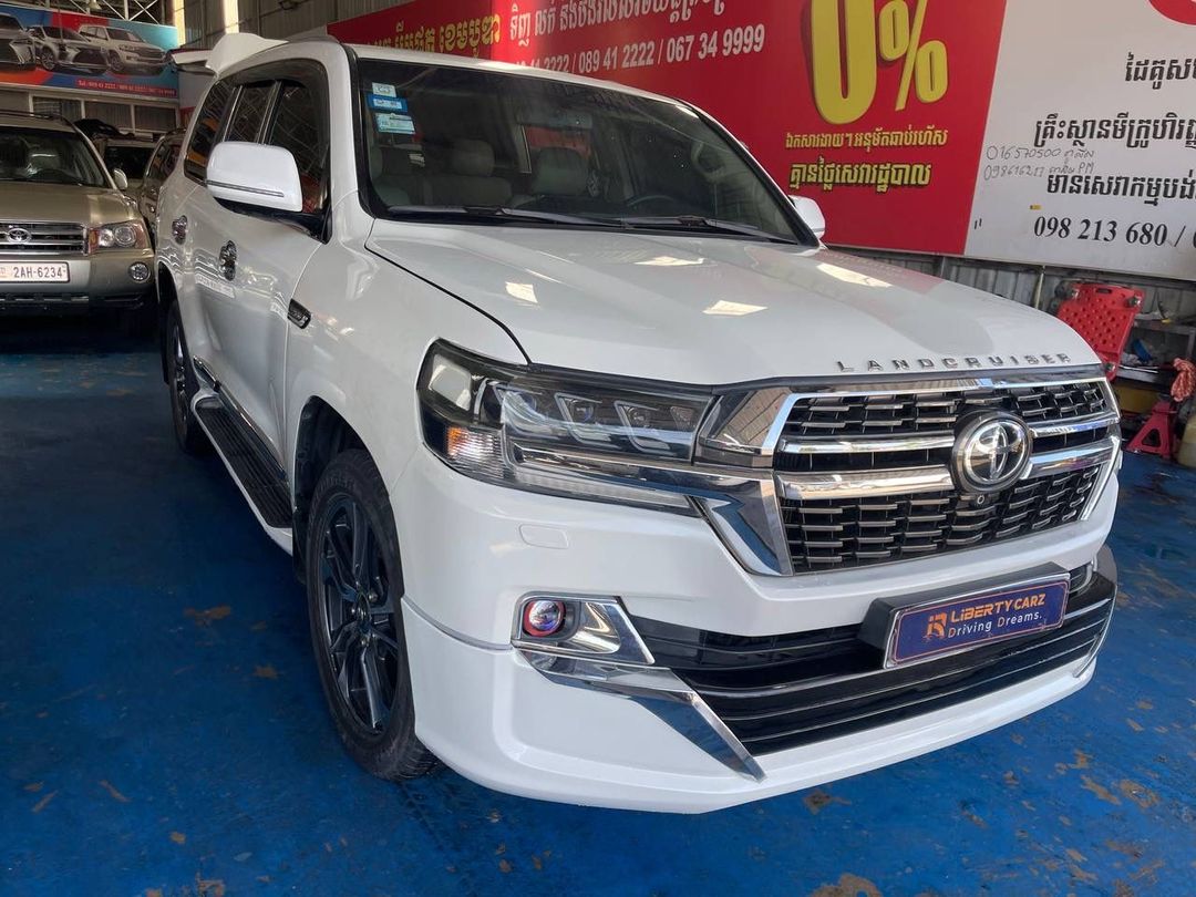 តូយ៉ូតា Land Cruiser 2008forsale
