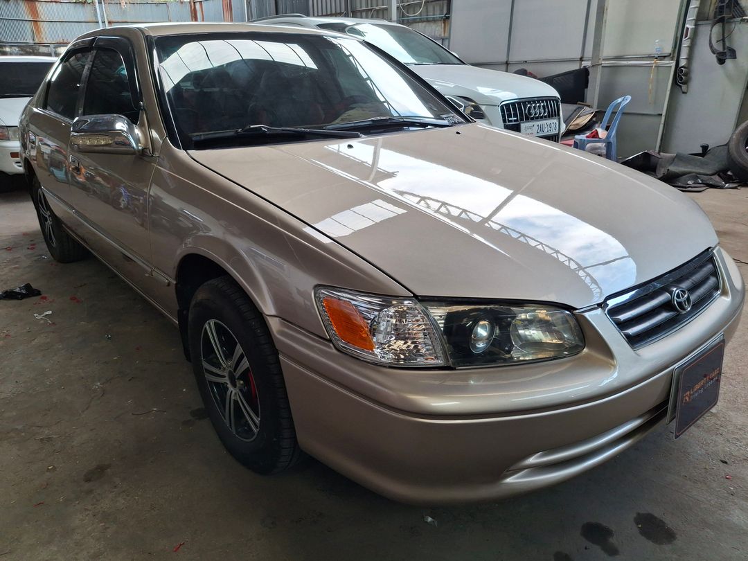 តូយ៉ូតា កាមរី 1999forsale