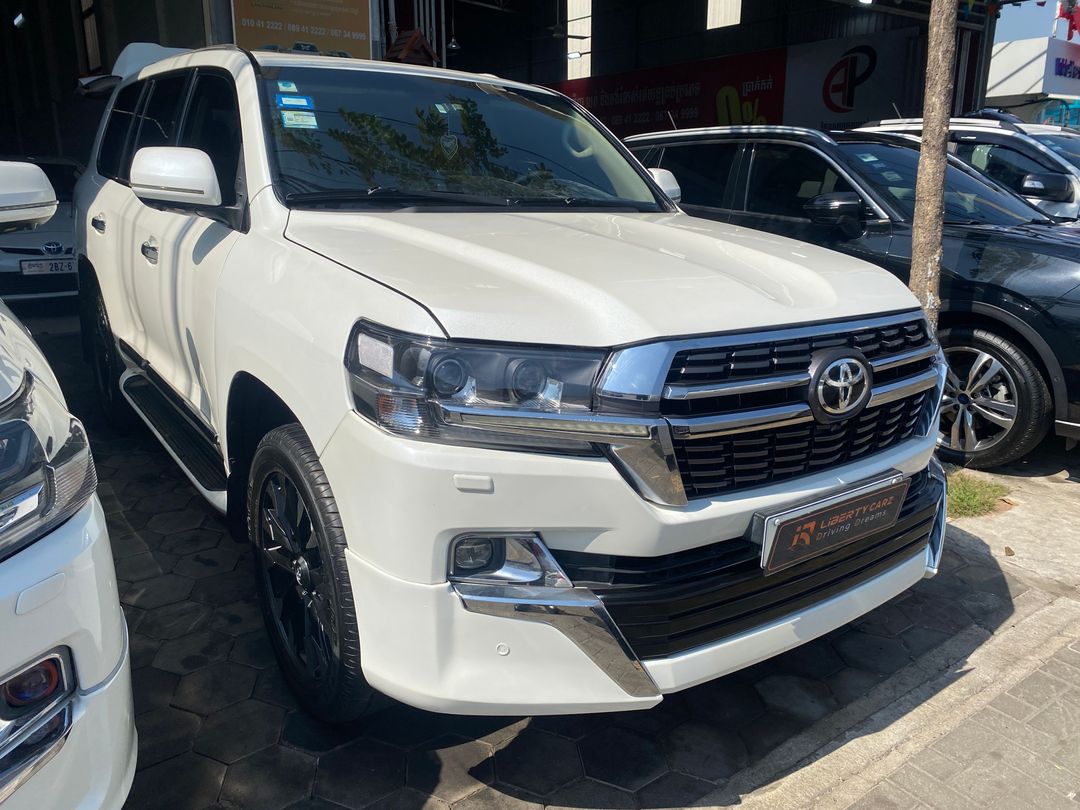 តូយ៉ូតា Land Cruiser 2008forsale