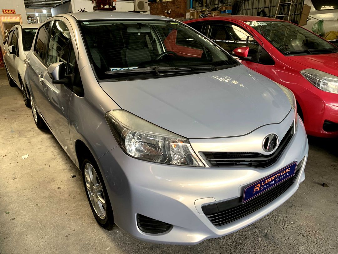 តូយ៉ូតា Vitz 2013forsale