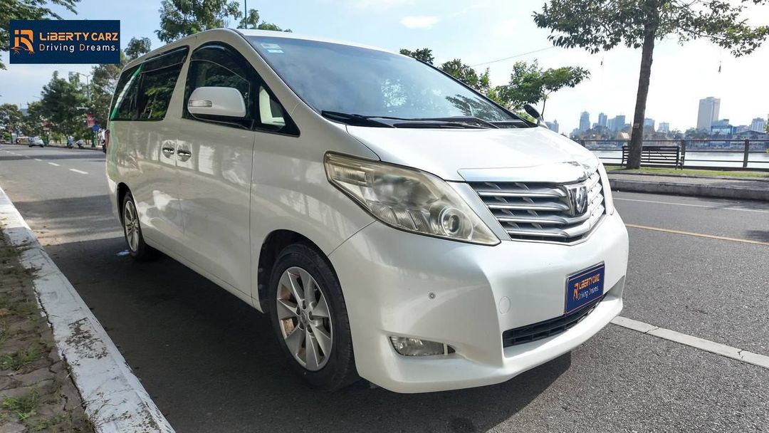 Toyota Alphard 2010forrent
