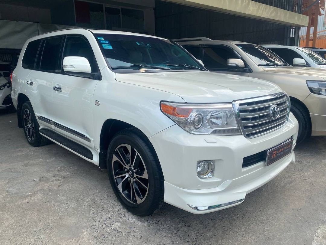 តូយ៉ូតា Land Cruiser 2008forsale