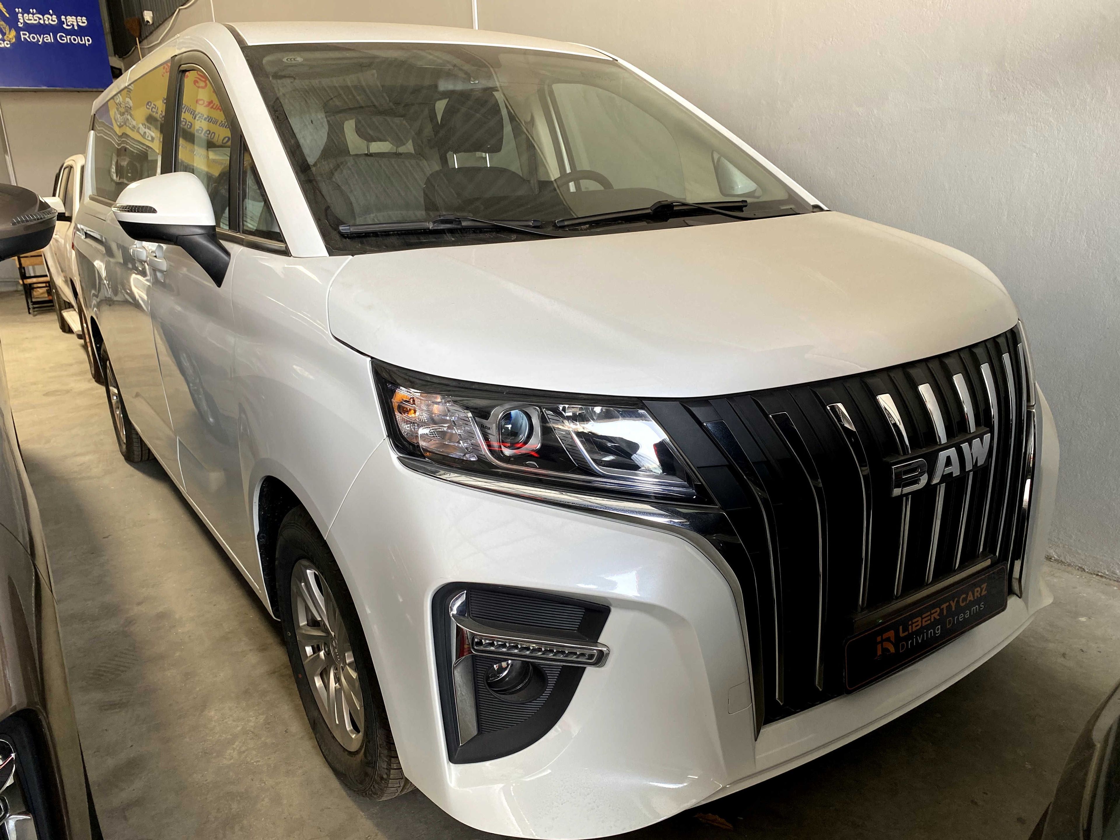 BAW MPV M7 2024