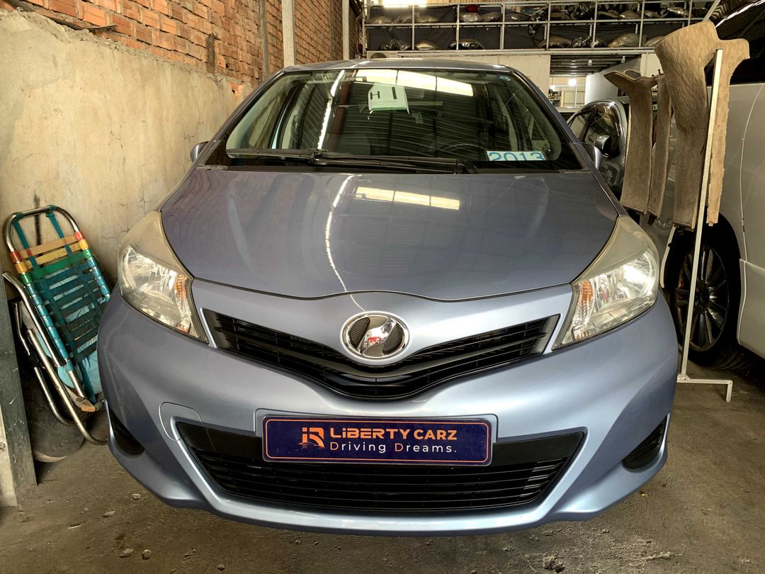 តូយ៉ូតា Vitz 2013forsale
