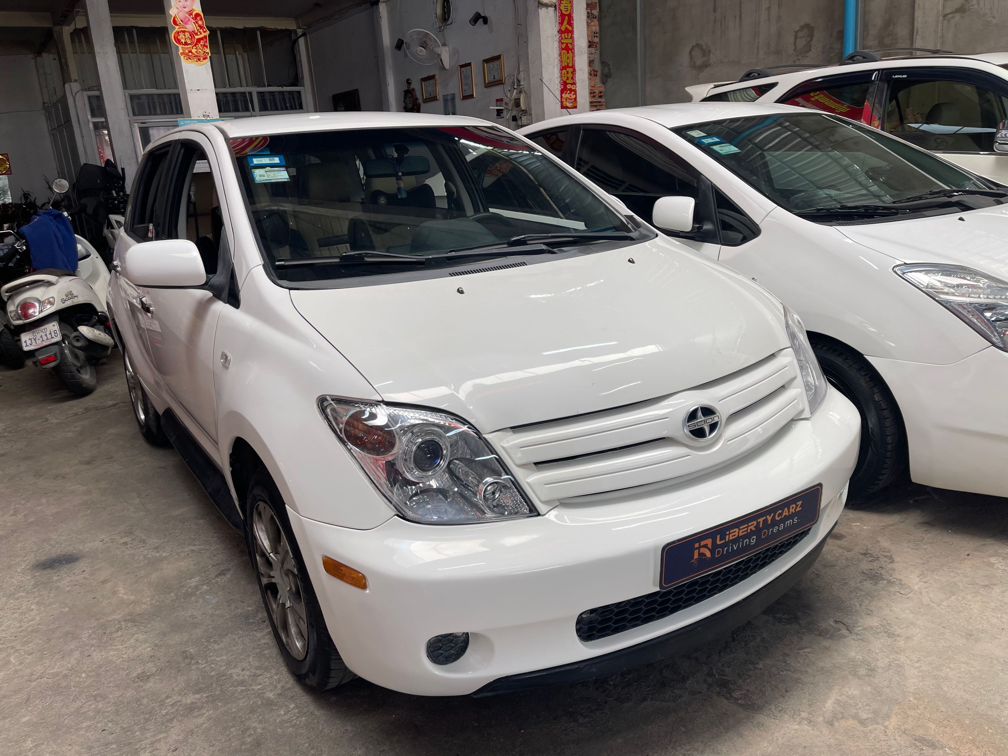 SCION XA 2004