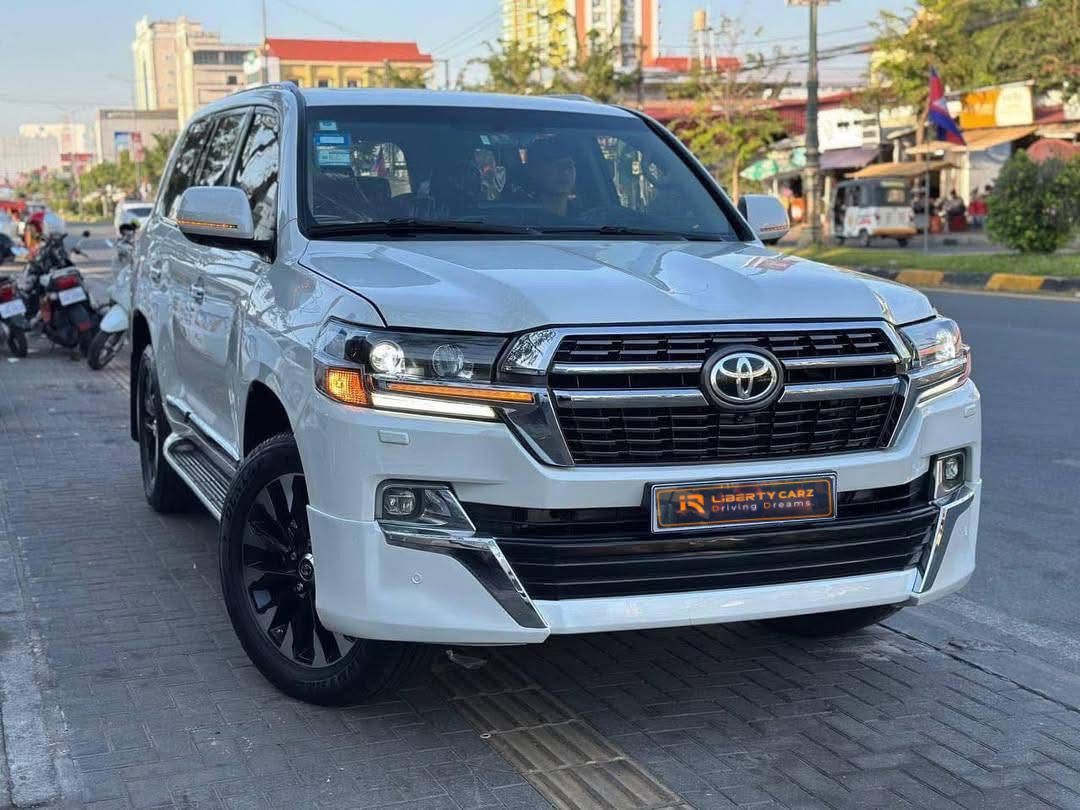 តូយ៉ូតា Land Cruiser 2008forsale