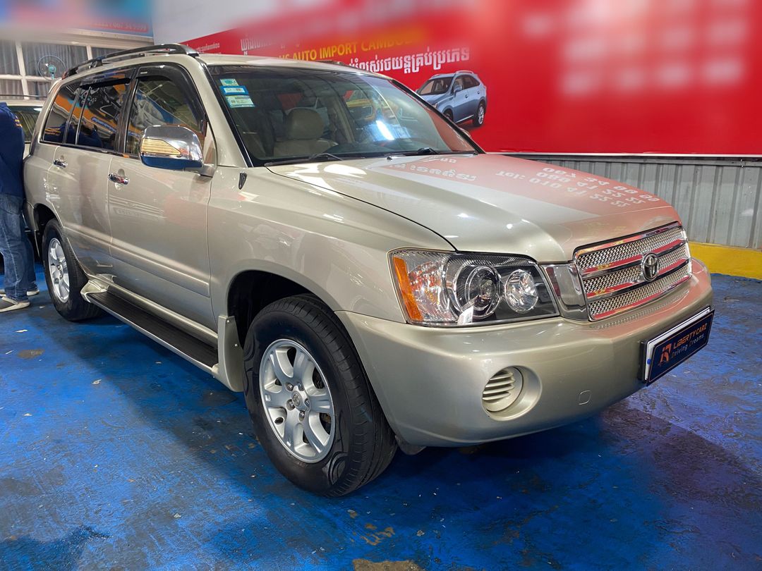 តូយ៉ូតា Highlander 2002forsale