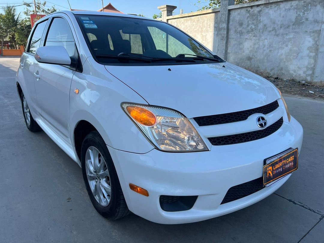 តូយ៉ូតា Scion 2006forsale
