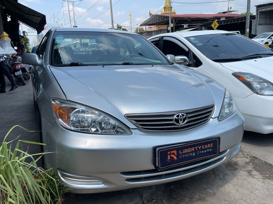 តូយ៉ូតា Camry XLE 2002forsale