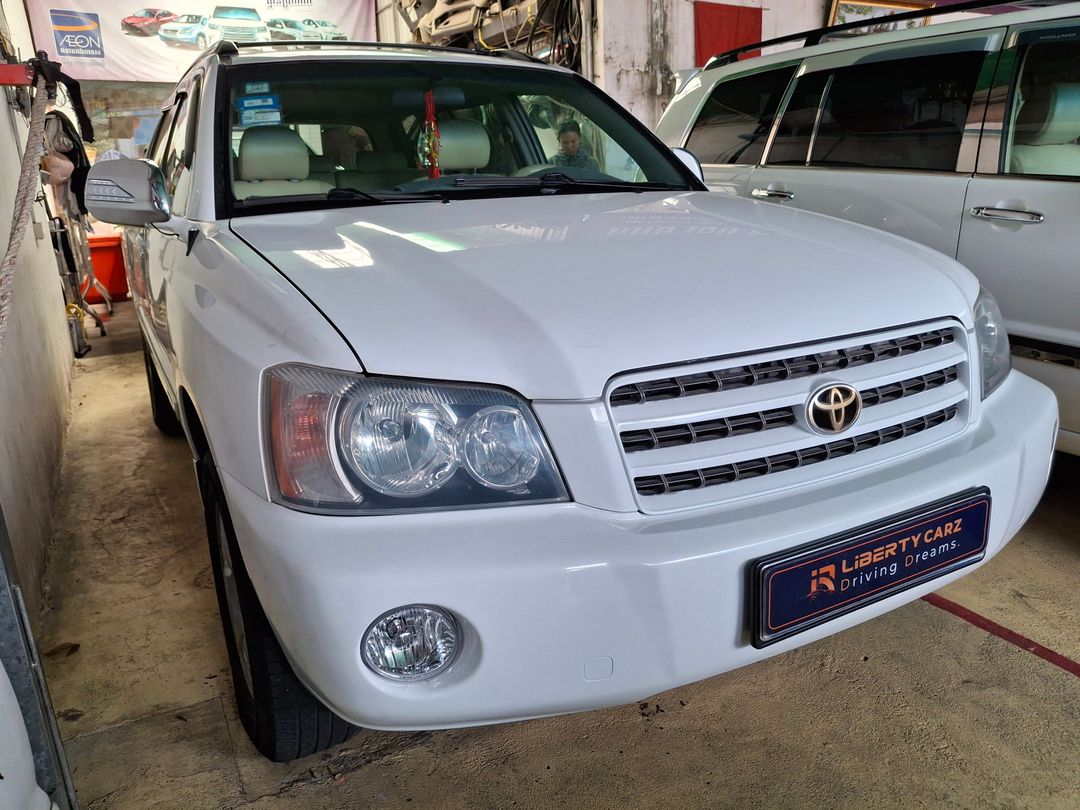 តូយ៉ូតា Highlander 2001forsale