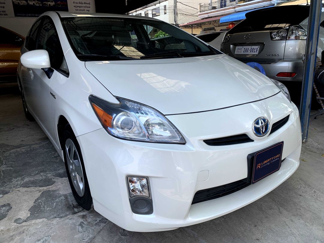 តូយ៉ូតា Prius 2011forsale