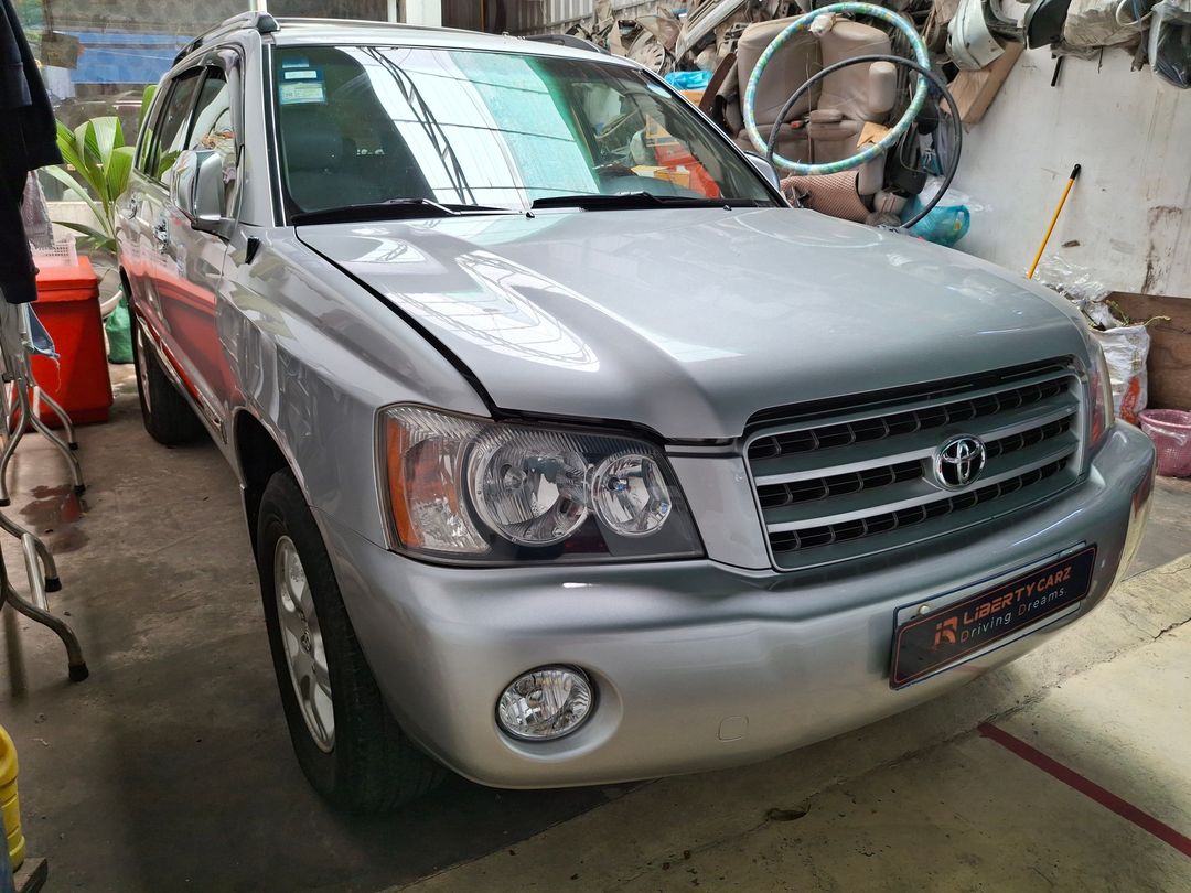 តូយ៉ូតា Highlander 2002forsale