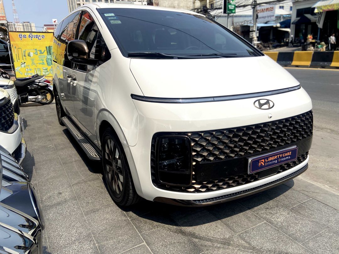 Hyundai Staria 2022forsale