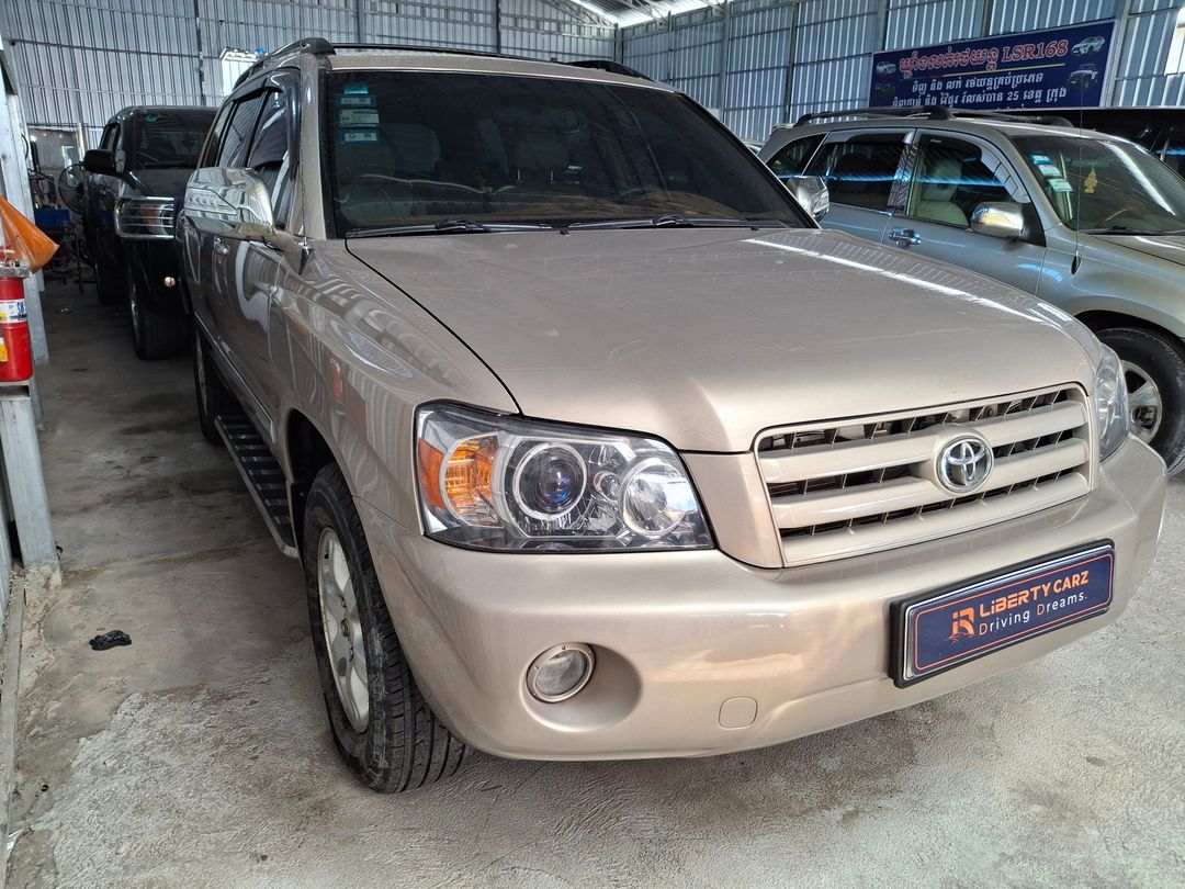 តូយ៉ូតា Highlander 2004forsale