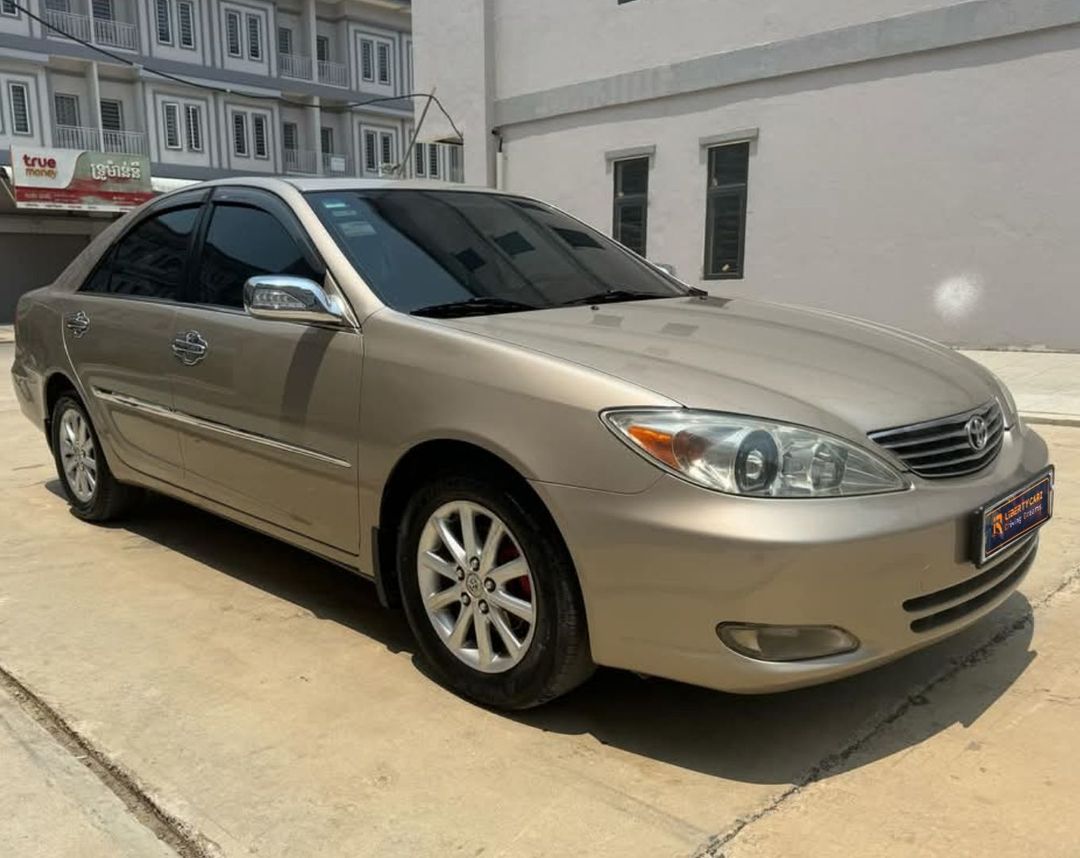 តូយ៉ូតា Camry Le 2003forsale