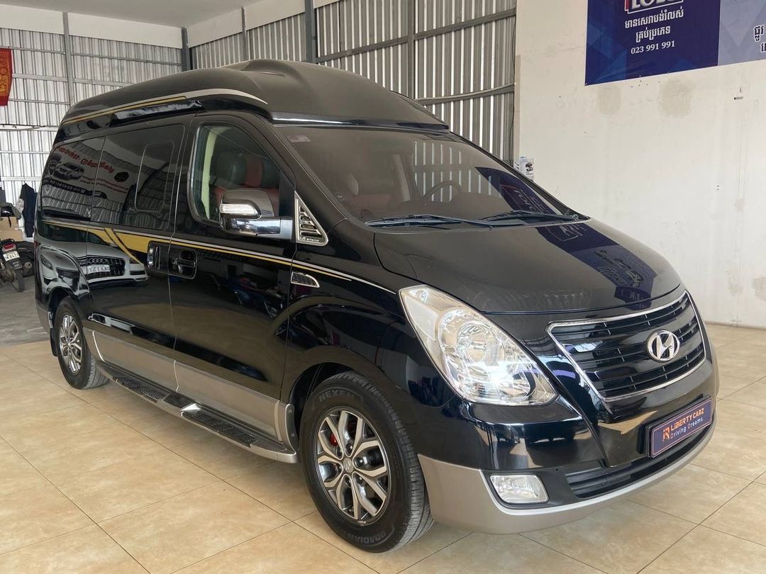 Hyundai Starex VGT 2017forsale