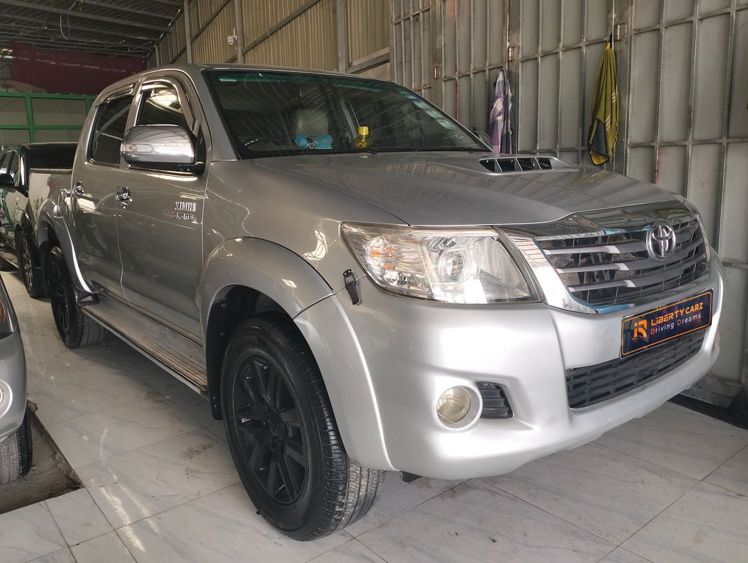 តូយ៉ូតា Hilux Vigo 2015forsale