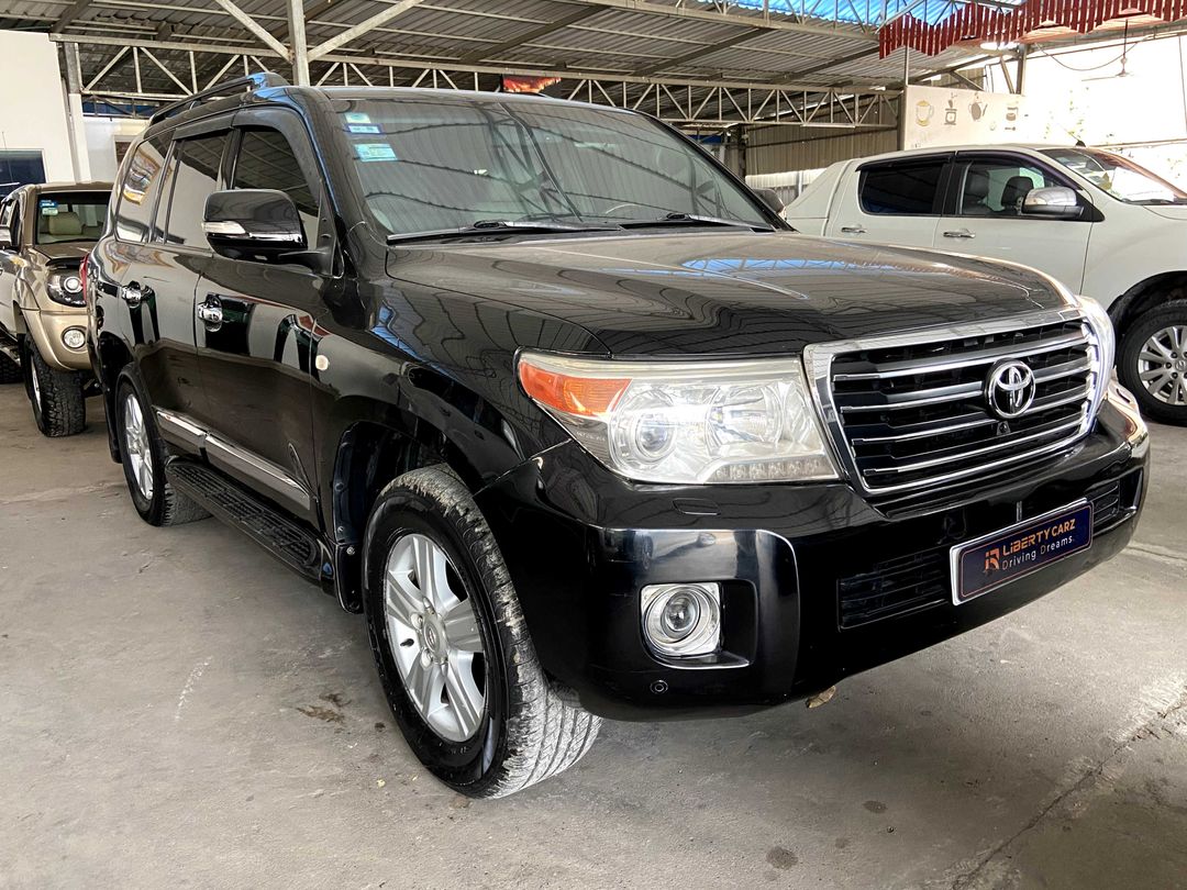 តូយ៉ូតា Land Cruiser GXR 2011forsale