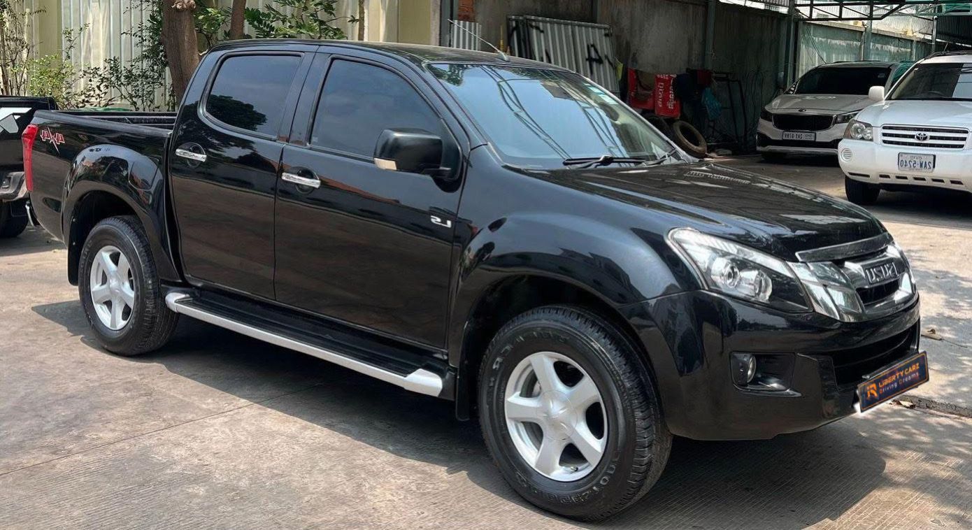 ISUZU D-Max 2013