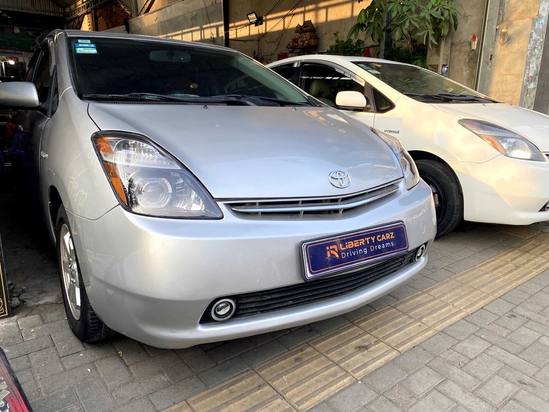 តូយ៉ូតា Prius 2006forsale