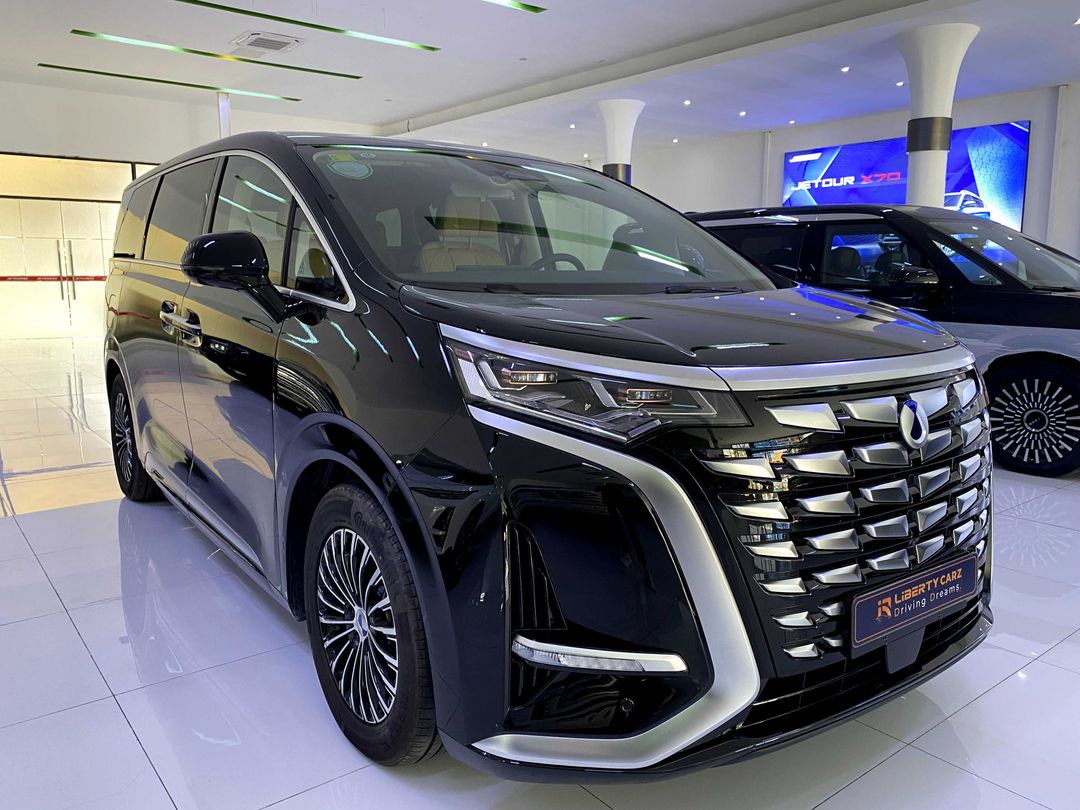 DENZA D9 DM-i 2025forsale