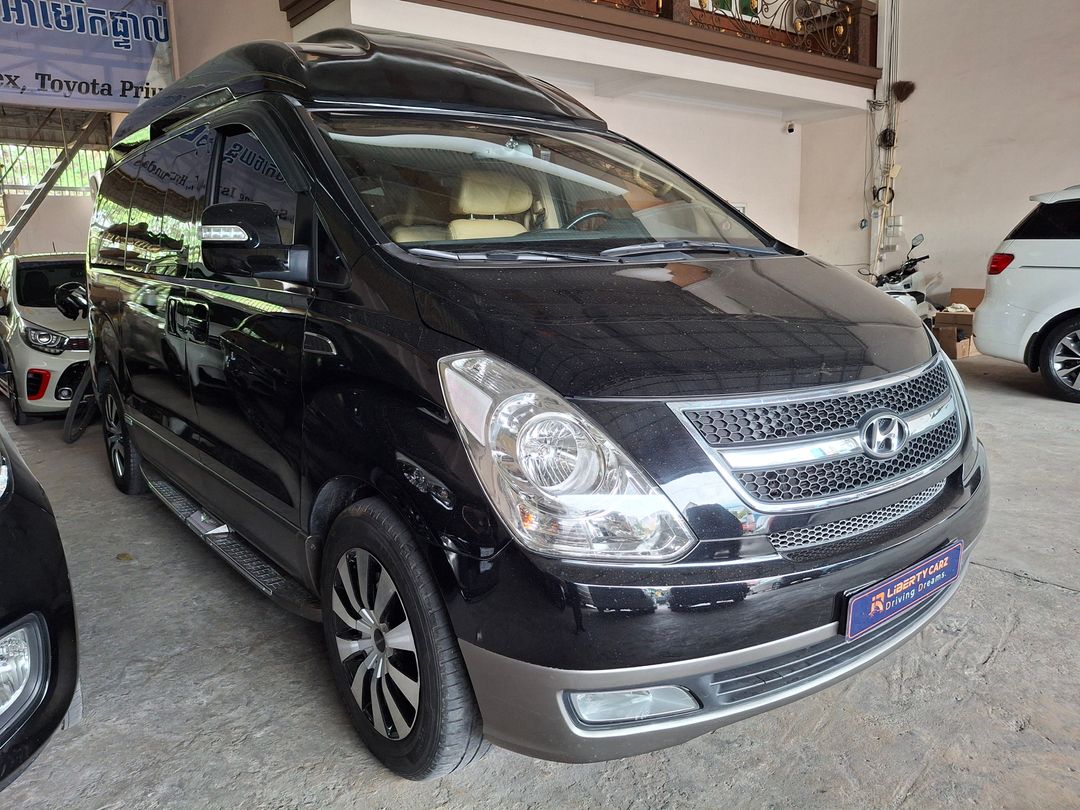 Kia GRANDCARNIVAL 2013forsale