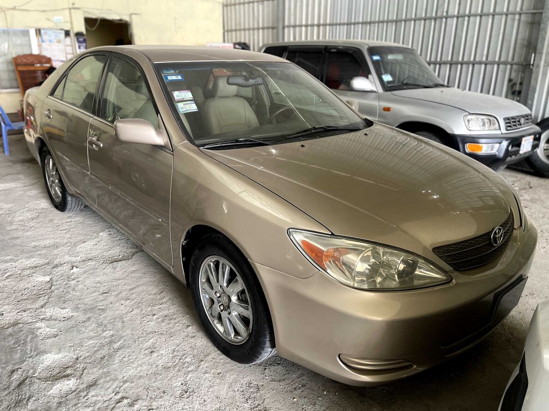 តូយ៉ូតា Camry XLE 2002forsale