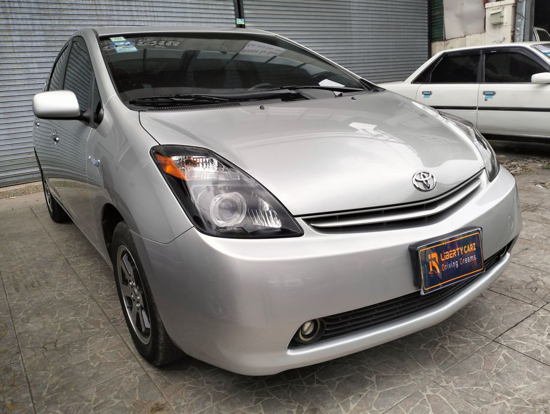 តូយ៉ូតា Prius 2004forsale