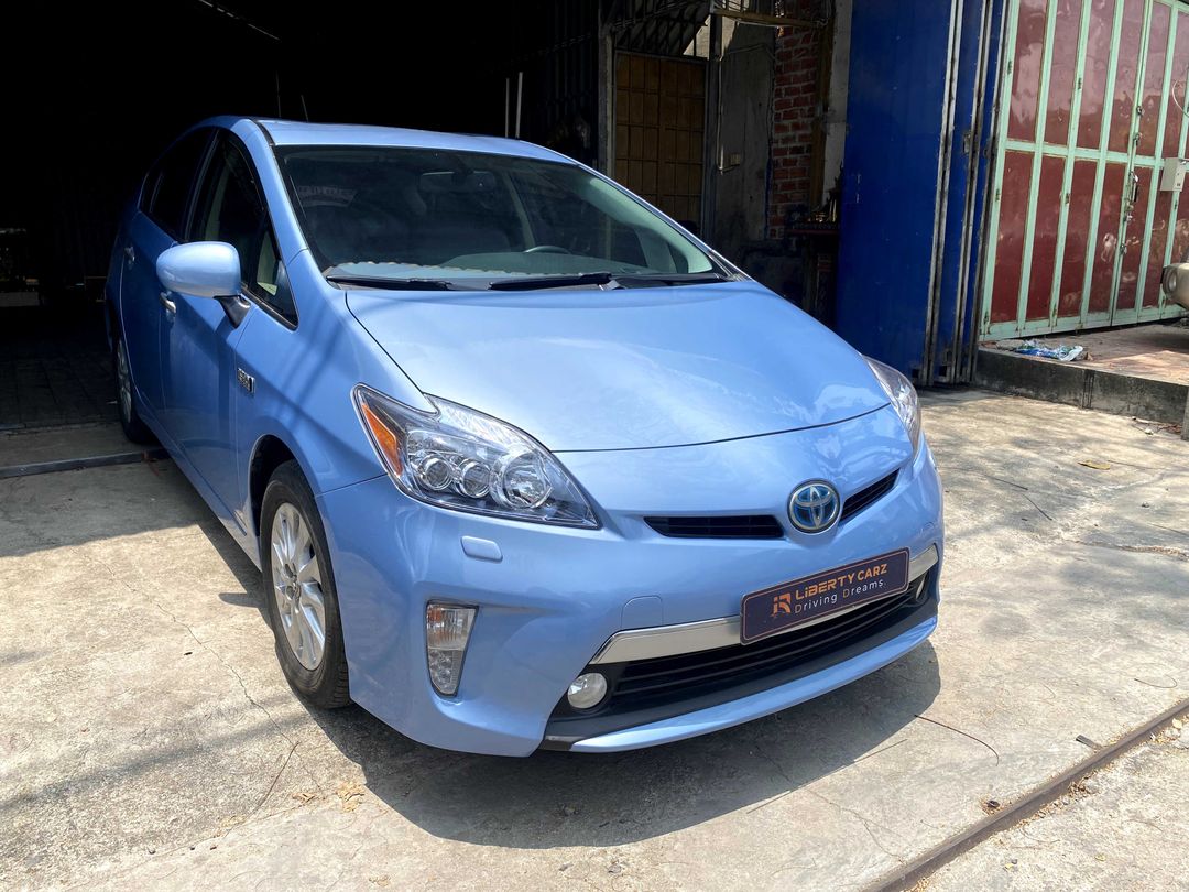 តូយ៉ូតា Prius 2012forsale