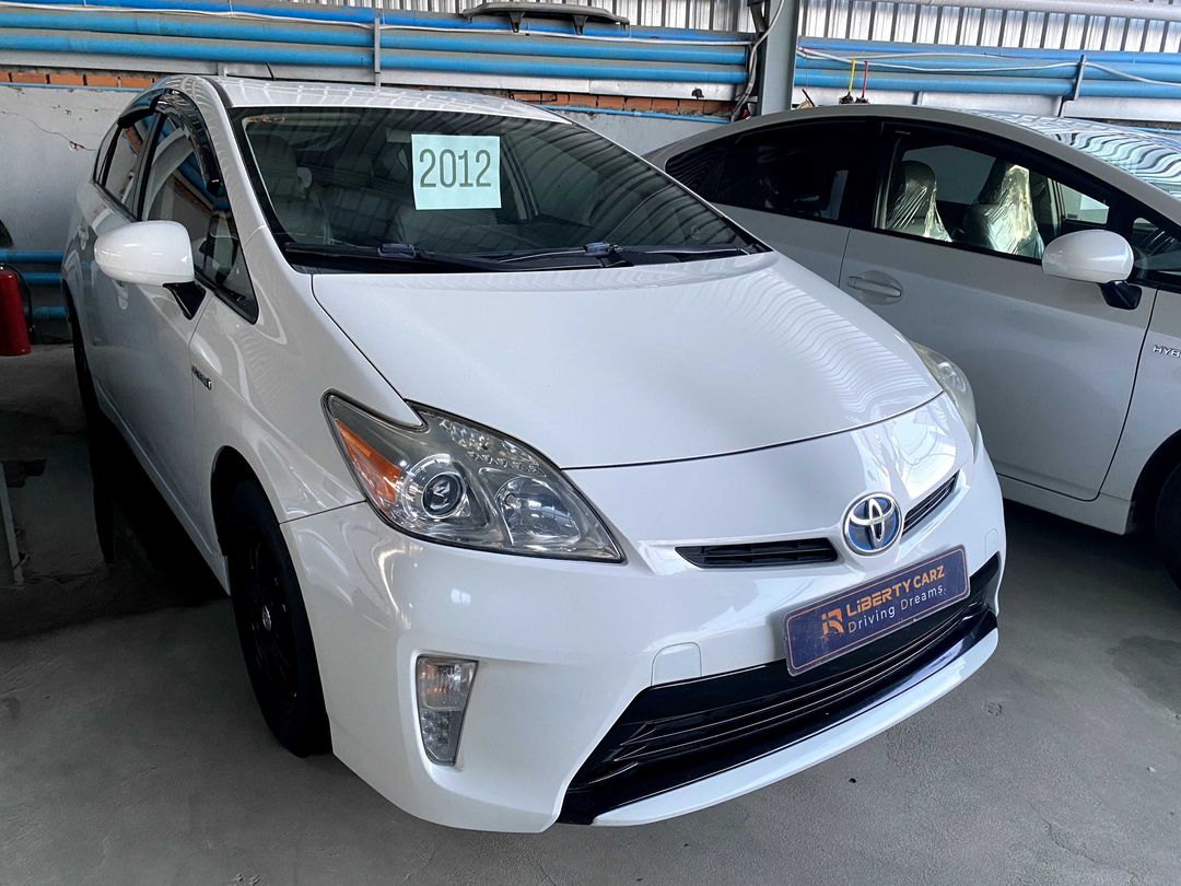 តូយ៉ូតា Prius 2012forsale