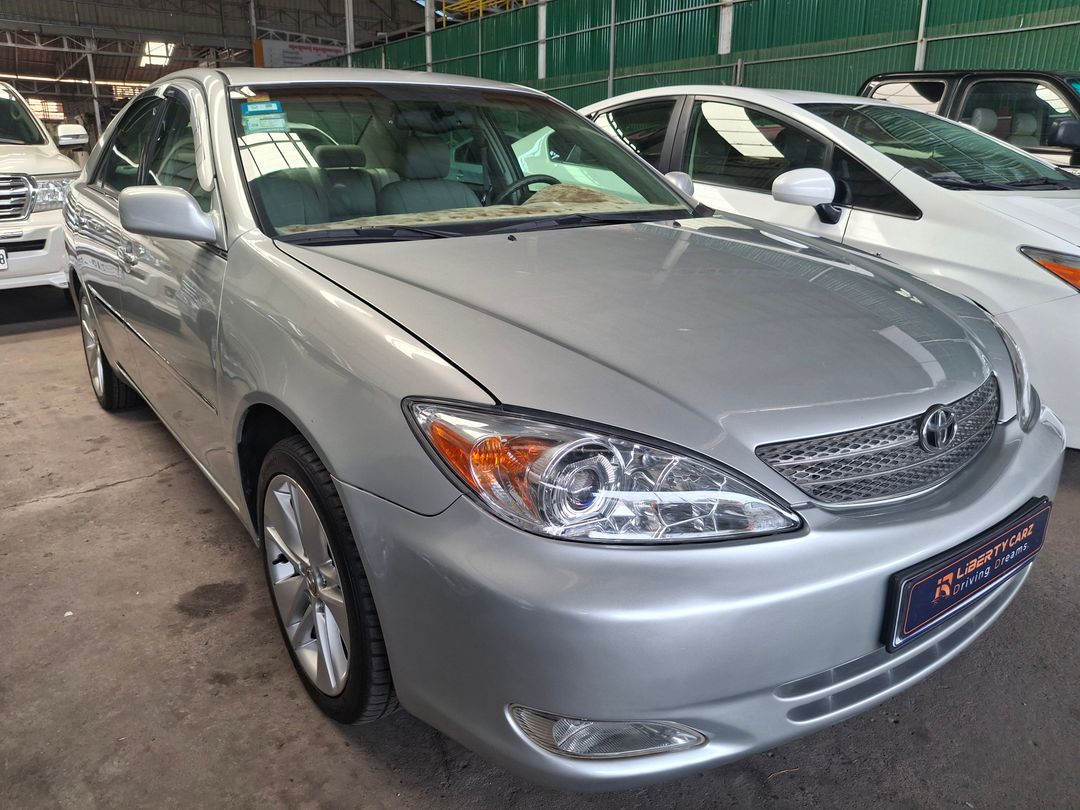តូយ៉ូតា Camry XLE 2003forsale