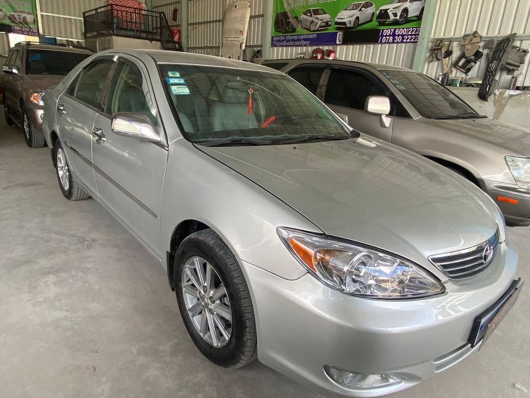 តូយ៉ូតា Camry XLE 2003forsale