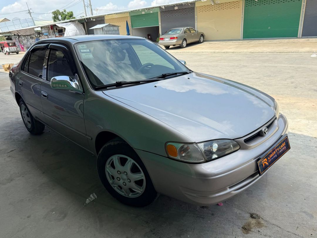តូយ៉ូតា កូរ៉ូឡា 2000forsale
